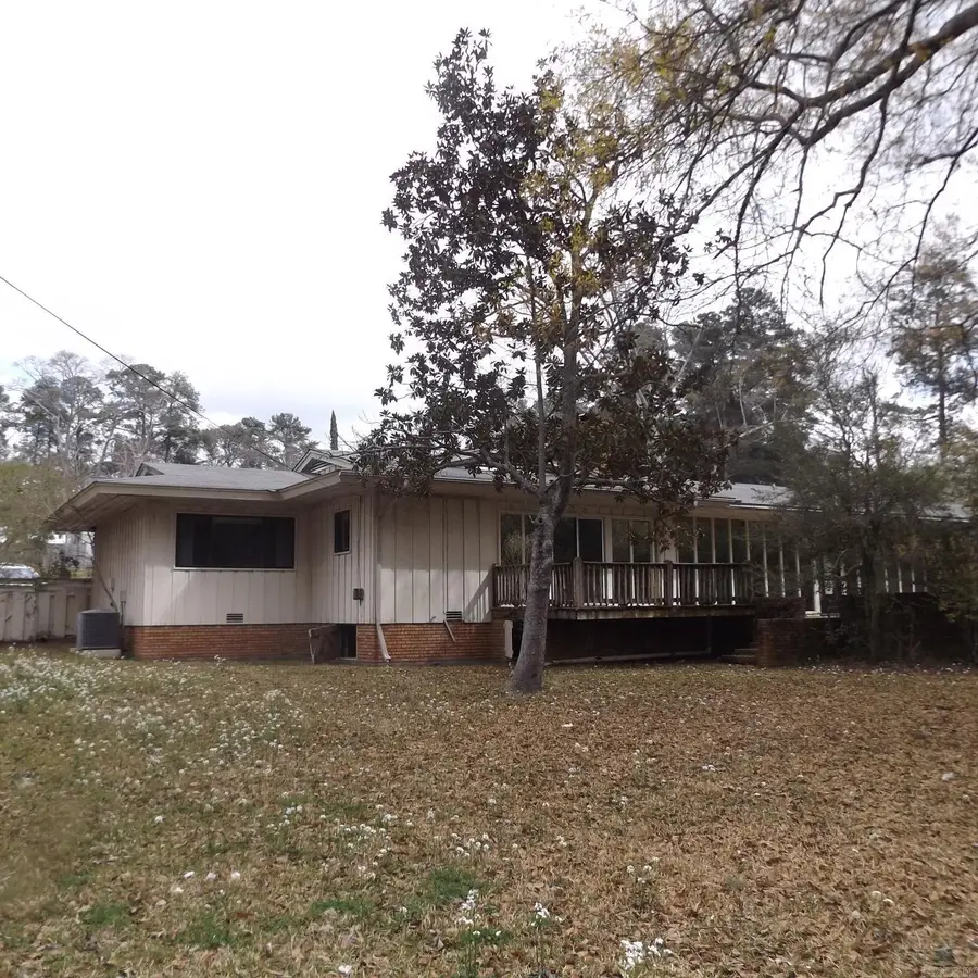 147 Woodland Drive, El Dorado, AR 71730 - #3