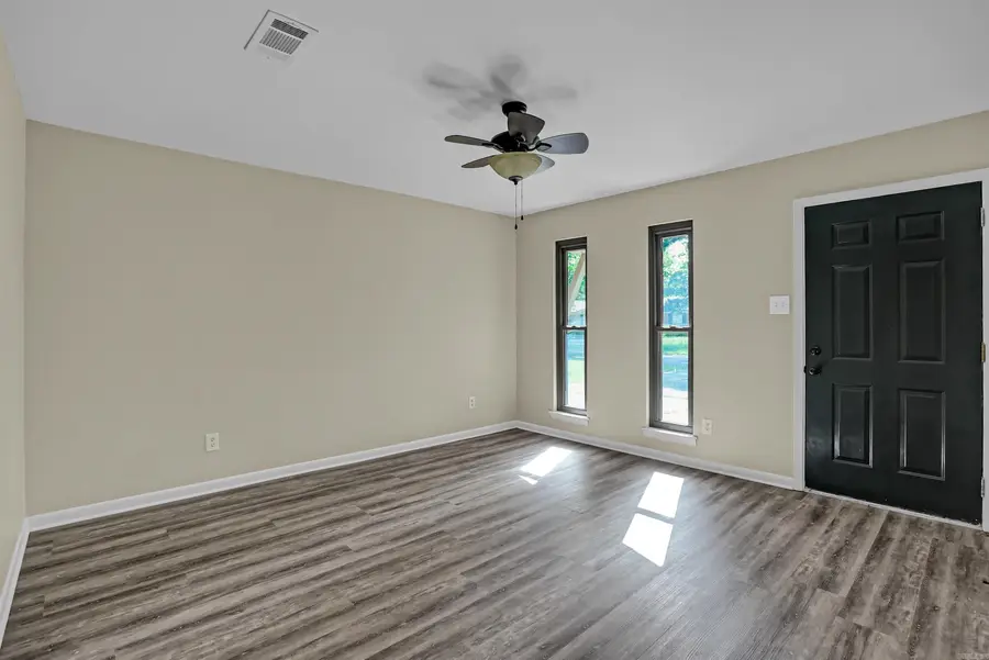 3105 Hines Drive, Jacksonville, AR 72076 - #3