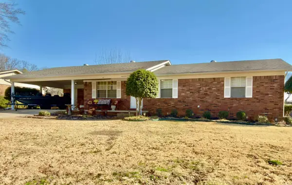 1709 Chitwood Street, Benton, AR 72019