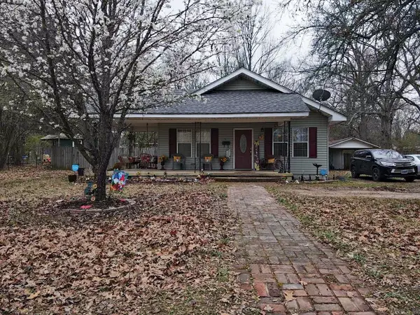 908 E Pine Street, Gurdon, AR 71743