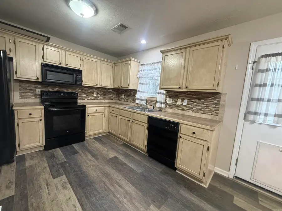 104 Donna Kay Drive, Greenbrier, AR 72058 - #3