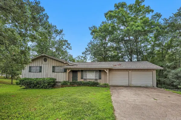 203 Halteria Point, Hot Springs, AR 71913