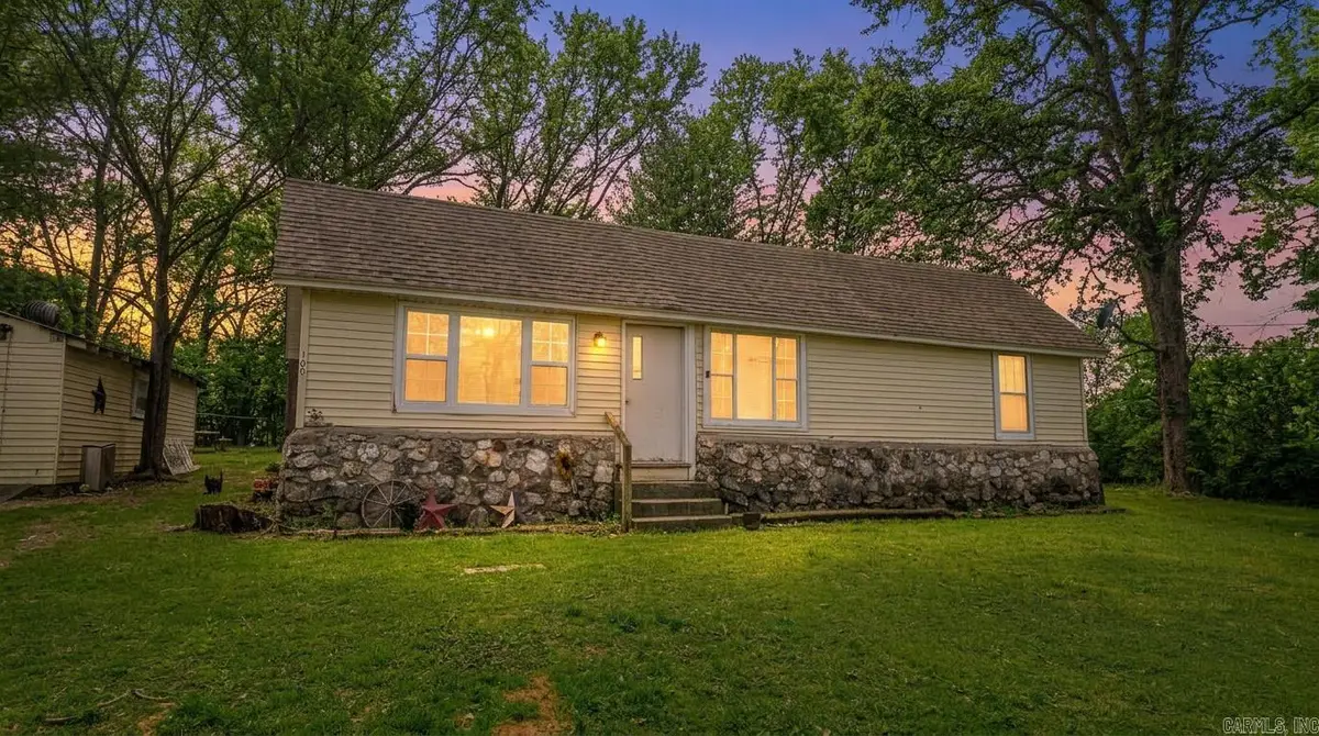 100 E Adams Street, Thayer, MO 65791 - #1