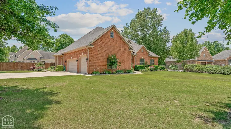 221 Dunwoody Drive, Jonesboro, AR 72404 - #2