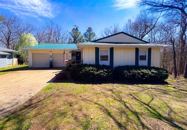 167 Okmulgee Drive, Cherokee Village, AR 72529