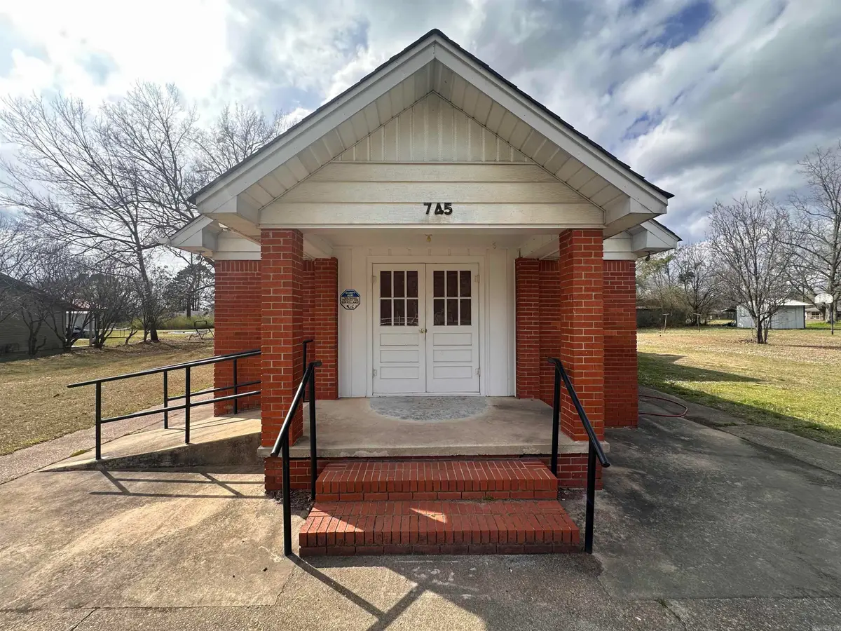 745 N Cedar St., Bearden, AR 71720 - #1