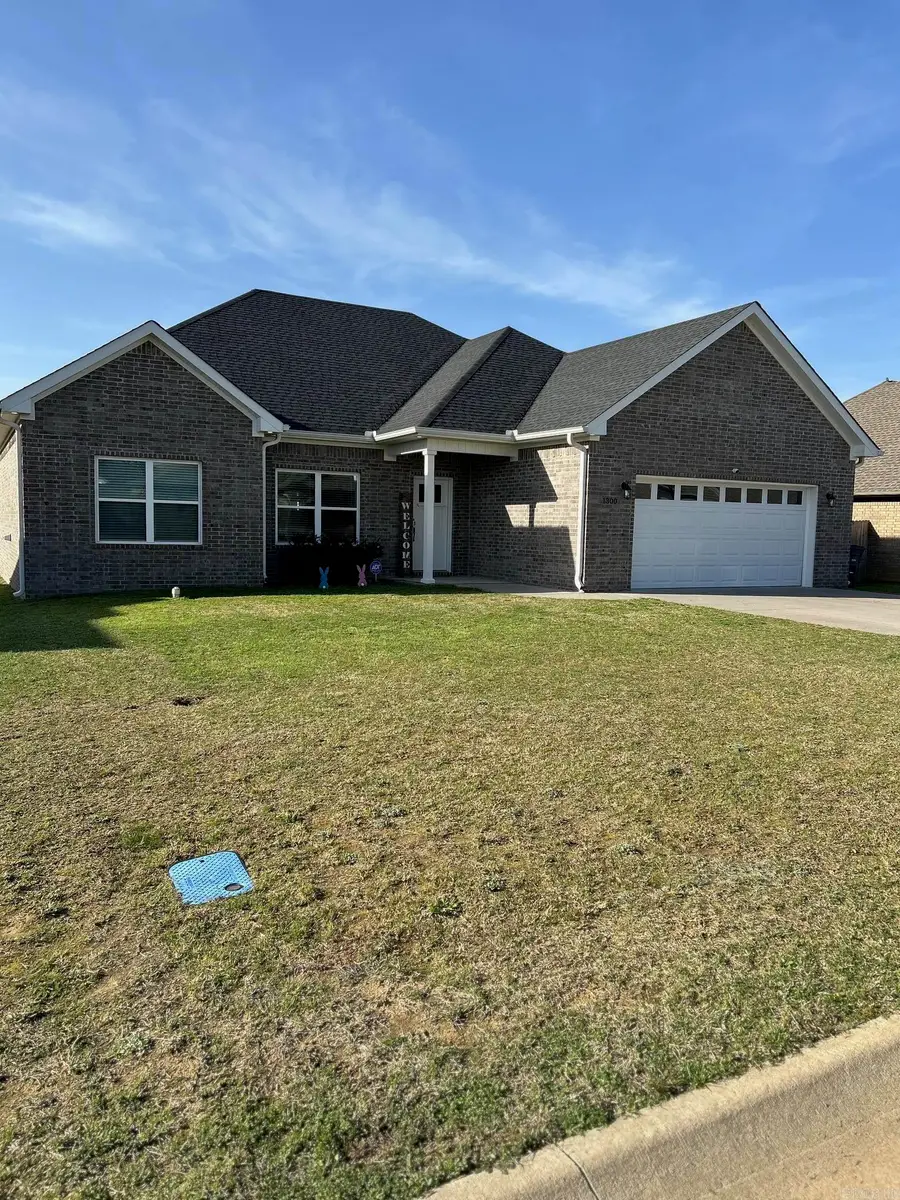 1300 Ridgefield Circle, Searcy, AR 72143 - #3