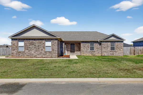 54 Ten Point Ln, Ward, AR 72176