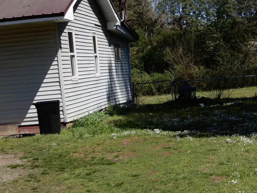 901 West, Kensett, AR 72082 - #3
