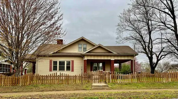 1087 E College Street, Batesville, AR 72501