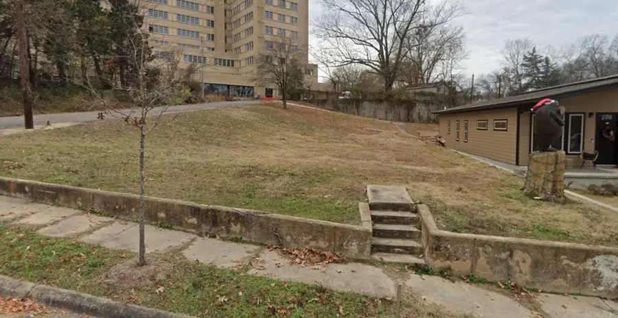 320 E 24th Street, Little Rock, AR 72206 - #2