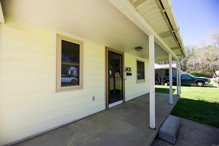 1421 Scotia St, Camden, AR 71701 - #3