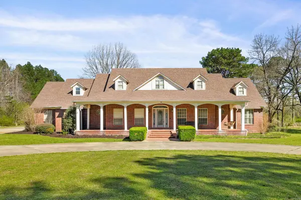 33 Plantation Acres Drive, Little Rock, AR 72210