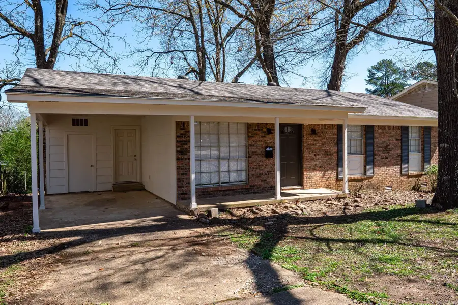 2619 Elkhart Dr, Little Rock, AR 72204 - #2