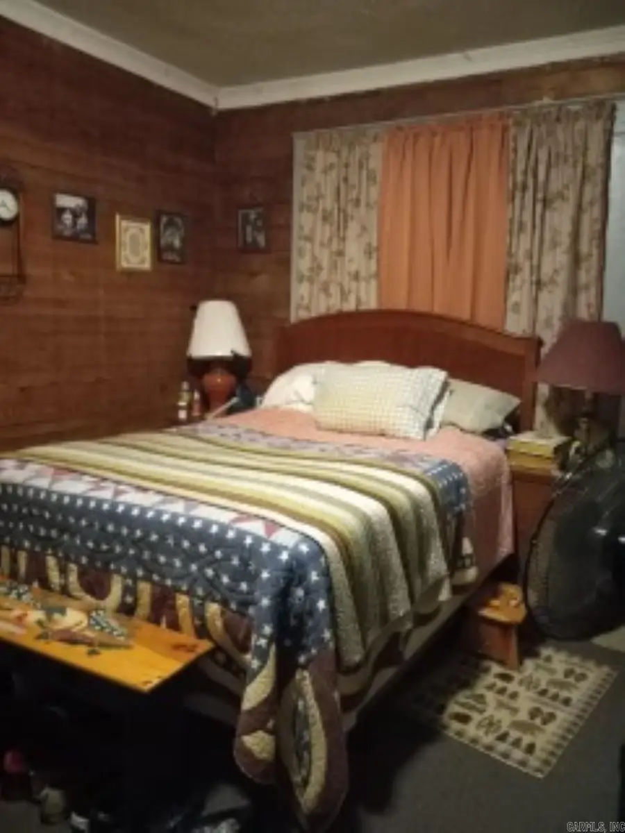 1005 Elm St, Camden, AR 71701 - #2