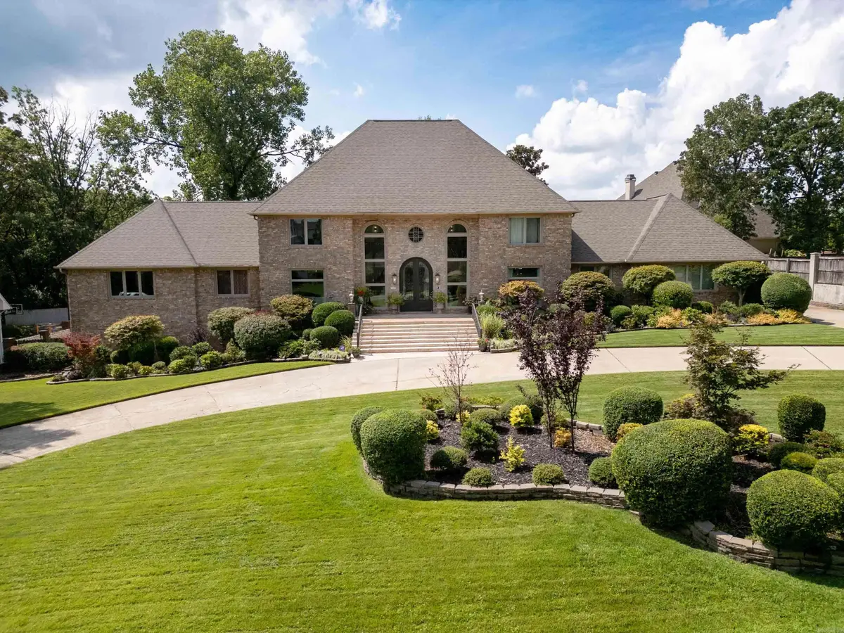 105 Saint Francis Court, North Little Rock, AR 72120 - #1