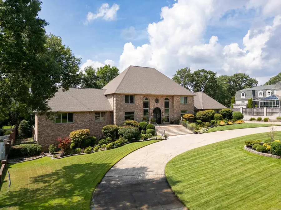 105 Saint Francis Court, North Little Rock, AR 72120 - #2