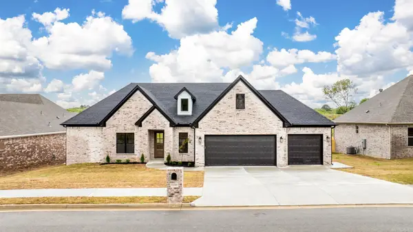 10067 Hidden Circle, Sherwood, AR 72120