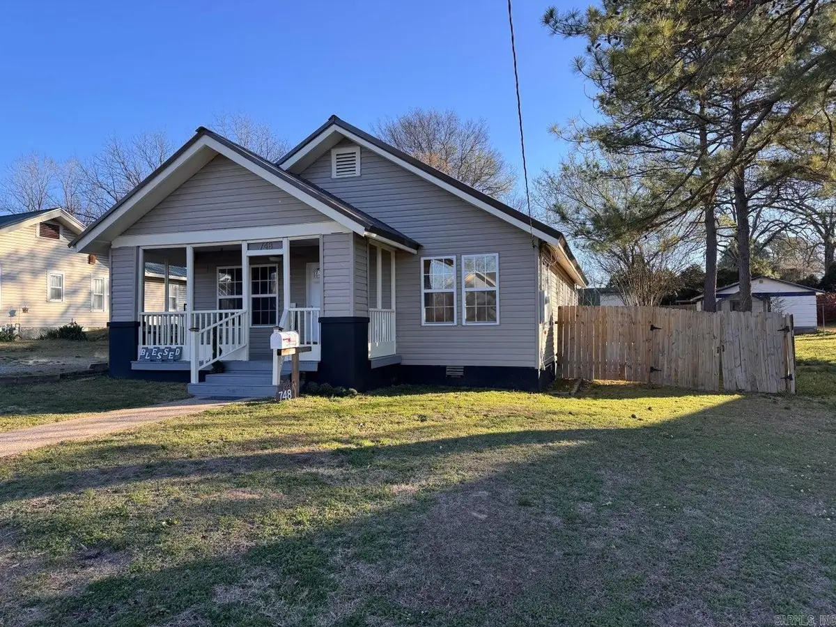 748 Brooks Street, Batesville, AR 72501 - #1