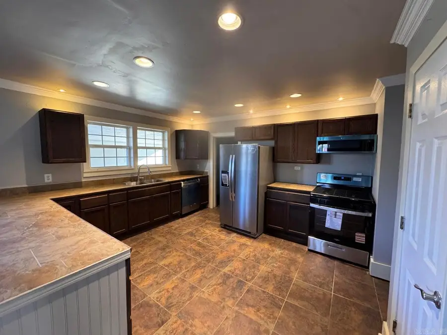 748 Brooks Street, Batesville, AR 72501 - #3