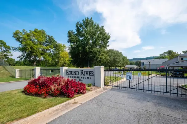 2520 Riverfront Drive #2, Little Rock, AR 72202