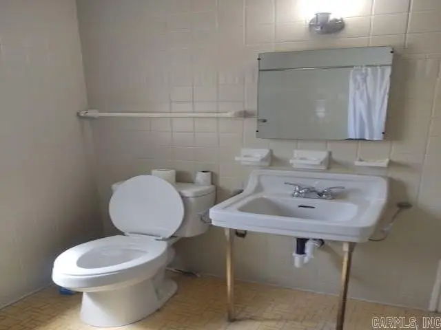 633 4th Street, Hot Springs, AR 71913 - #3