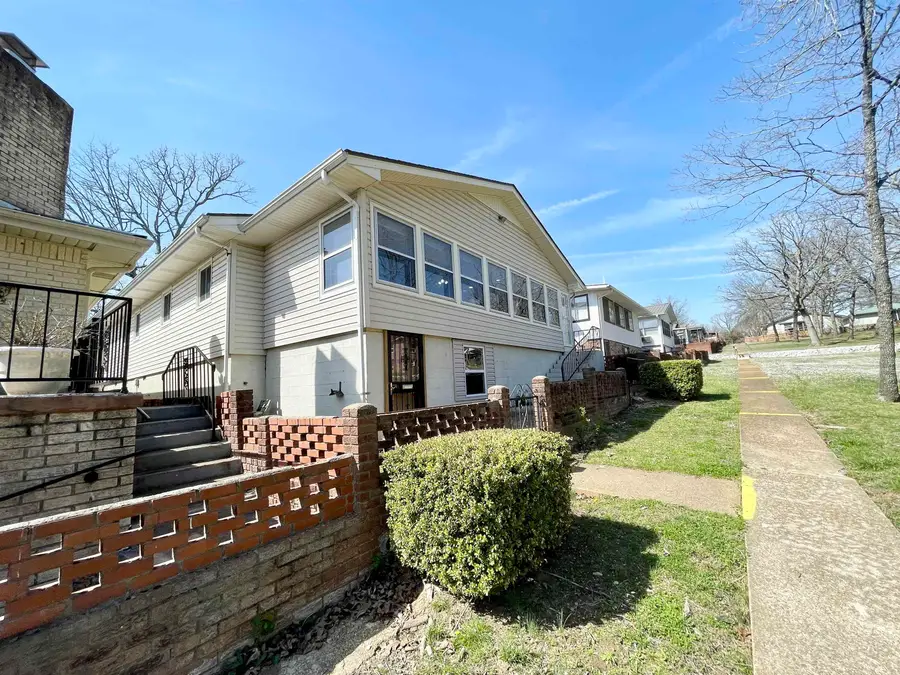 304 Parliament Drive, Horseshoe Bend, AR 72512 - #3