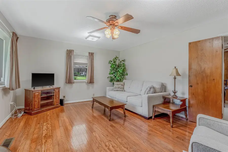 11902 Chariot Drive, Little Rock, AR 72206 - #2