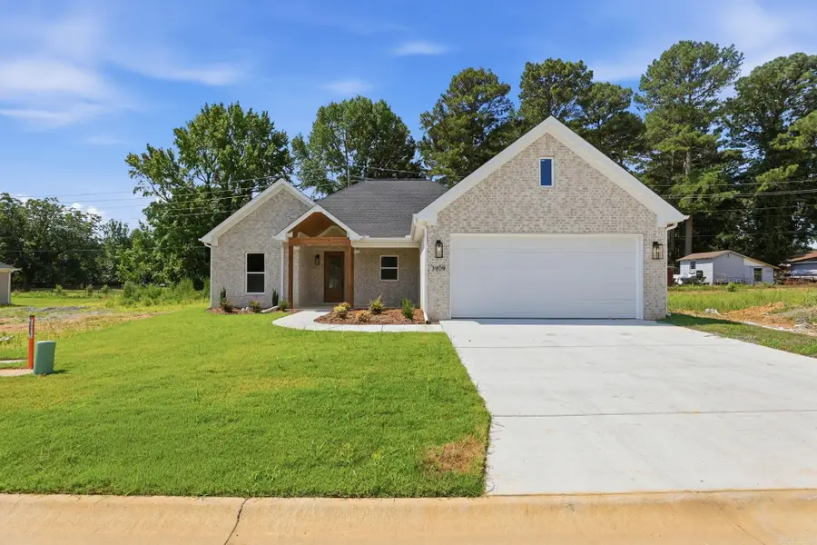 3909 Spencer Crossing Drive, Benton, AR 72019 - #2
