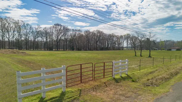 9418 H & H Lane, Jacksonville, AR 72076