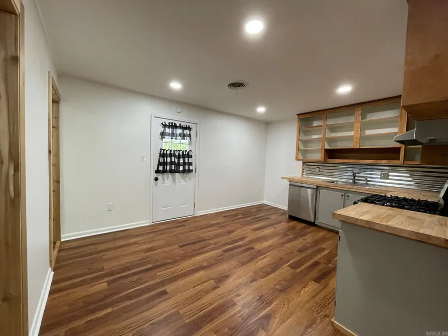407 Robinette Street, Benton, AR 72015 - #3