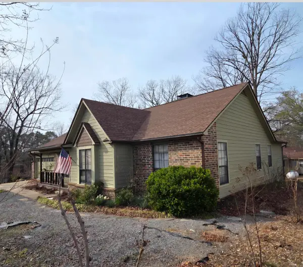 112 Kings Place, Fairfield Bay, AR 72088