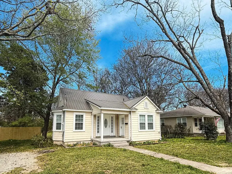 406 E Mill Street, Malvern, AR 72104 - #3