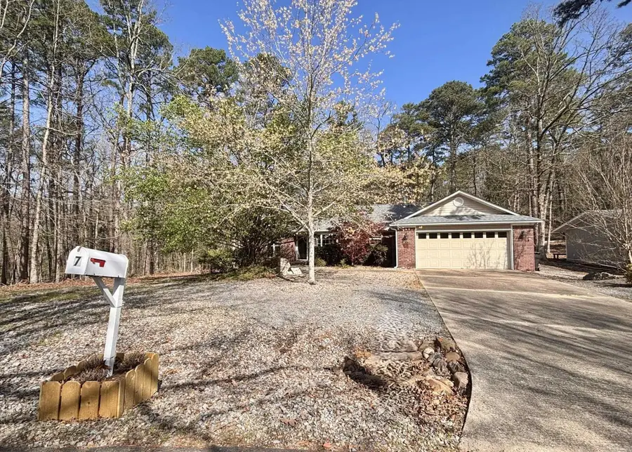 7 Inca Lane, Hot Springs Village, AR 71909 - #2