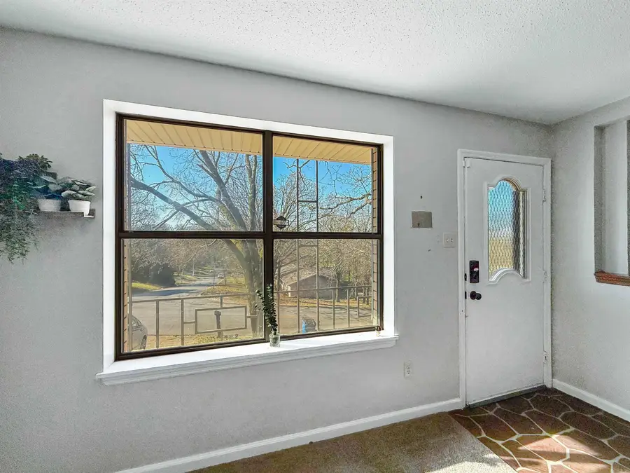 1501 W 58th St, North Little Rock, AR 72118 - #3