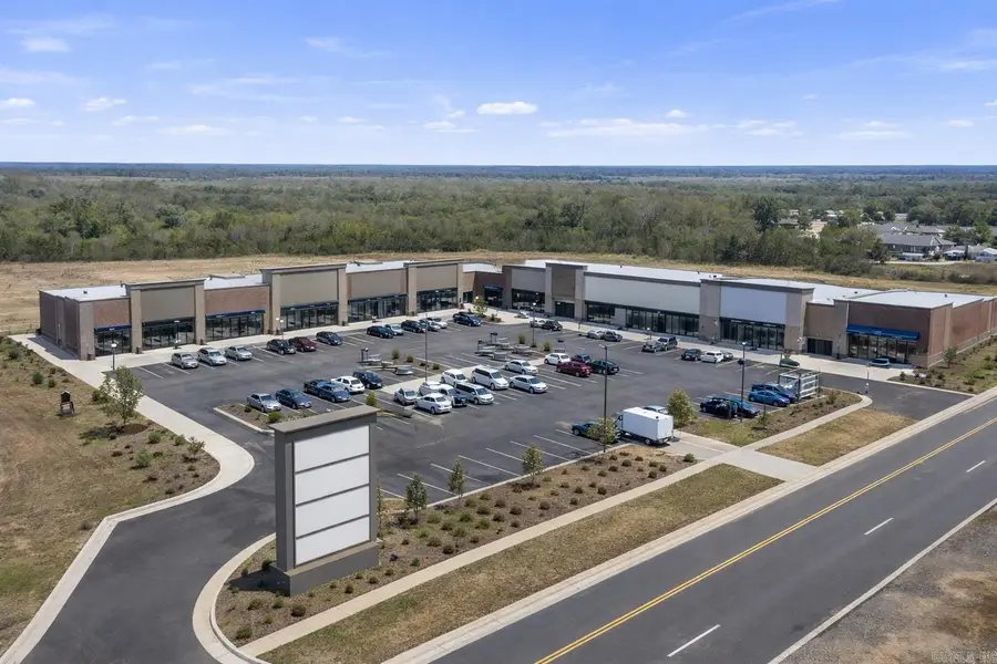 000 Dave Ward, Conway, AR 72034 - #3