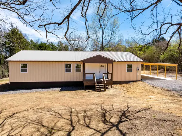 31 Redneck Ln, Pleasant Plains, AR 72568