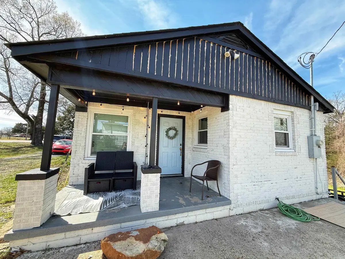 814 Heber Springs Road, Batesville, AR 72501 - #1