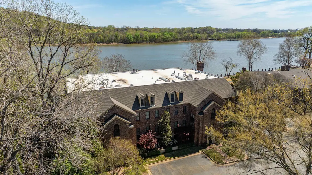 33 Riverpoint Road, Little Rock, AR 72202 - #1