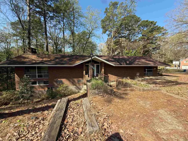 1088 Ridgeview Road, Camden, AR 71701