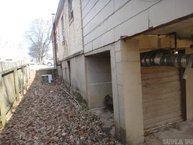 826 Dill Street, Newport, AR 72112 - #2