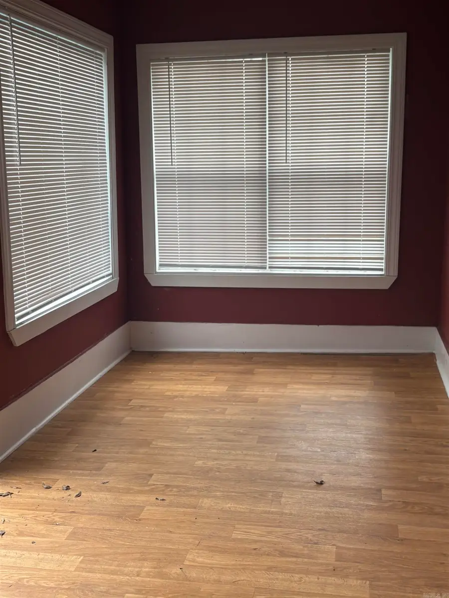 2208 S Valmar Street, Little Rock, AR 72204 - #2
