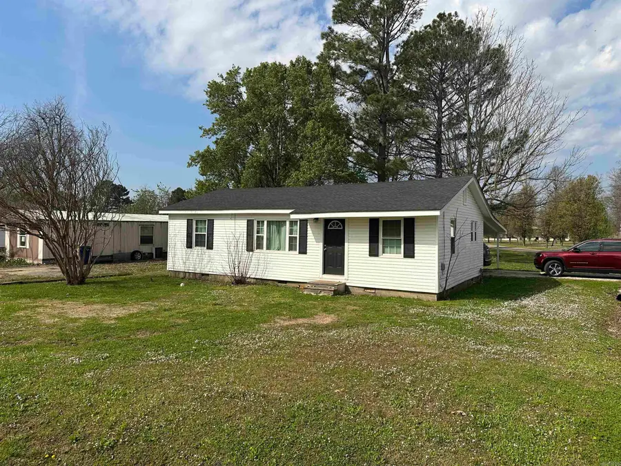 209 N 5th Streeet, Marmaduke, AR 72443 - #3