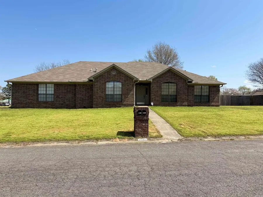 2500 Margaret Circle, Conway, AR 72034 - #2