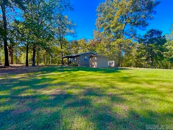 378 Cemetery Road, Mountain View, AR 72560