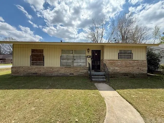 1200 W 31st Avenue, Pine Bluff, AR 71603 - #2