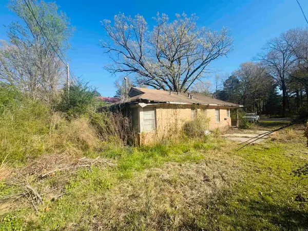 1516 Maul Road, Camden, AR 71701