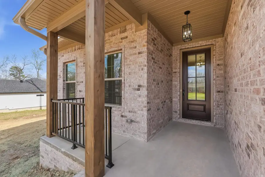 111 Diamondhead Drive, Hot Springs, AR 71913 - #2