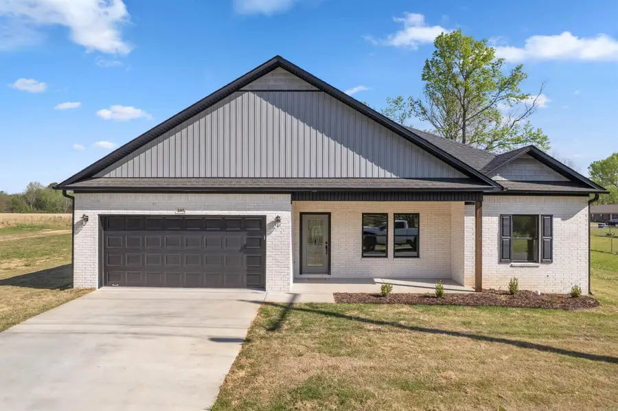 207 E Florida, Beebe, AR 72012 - #2