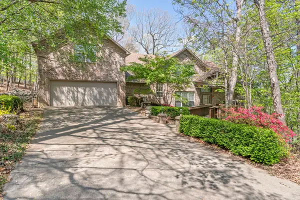 12 Fox Chapel Court, Little Rock, AR 72212